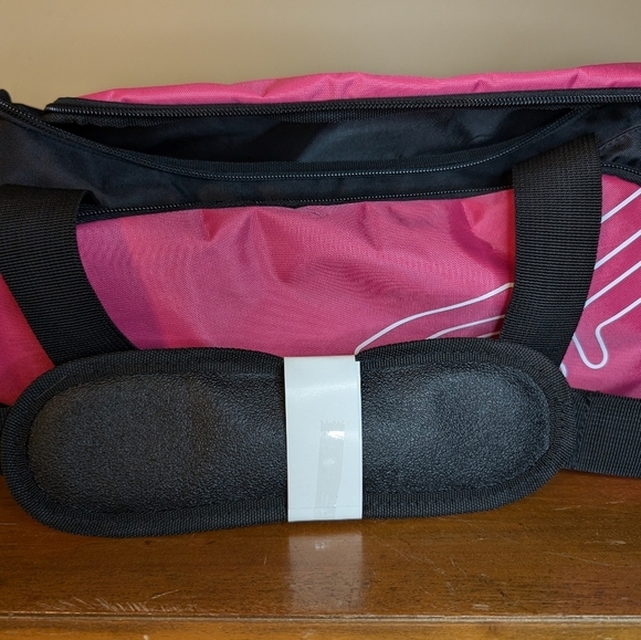 MIER Overnight Travel Gym Bag  NWOT - Picture 4 of 11